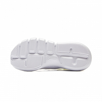 ABCV026-1 Кроссовки баскетбольные Wade Essence белый